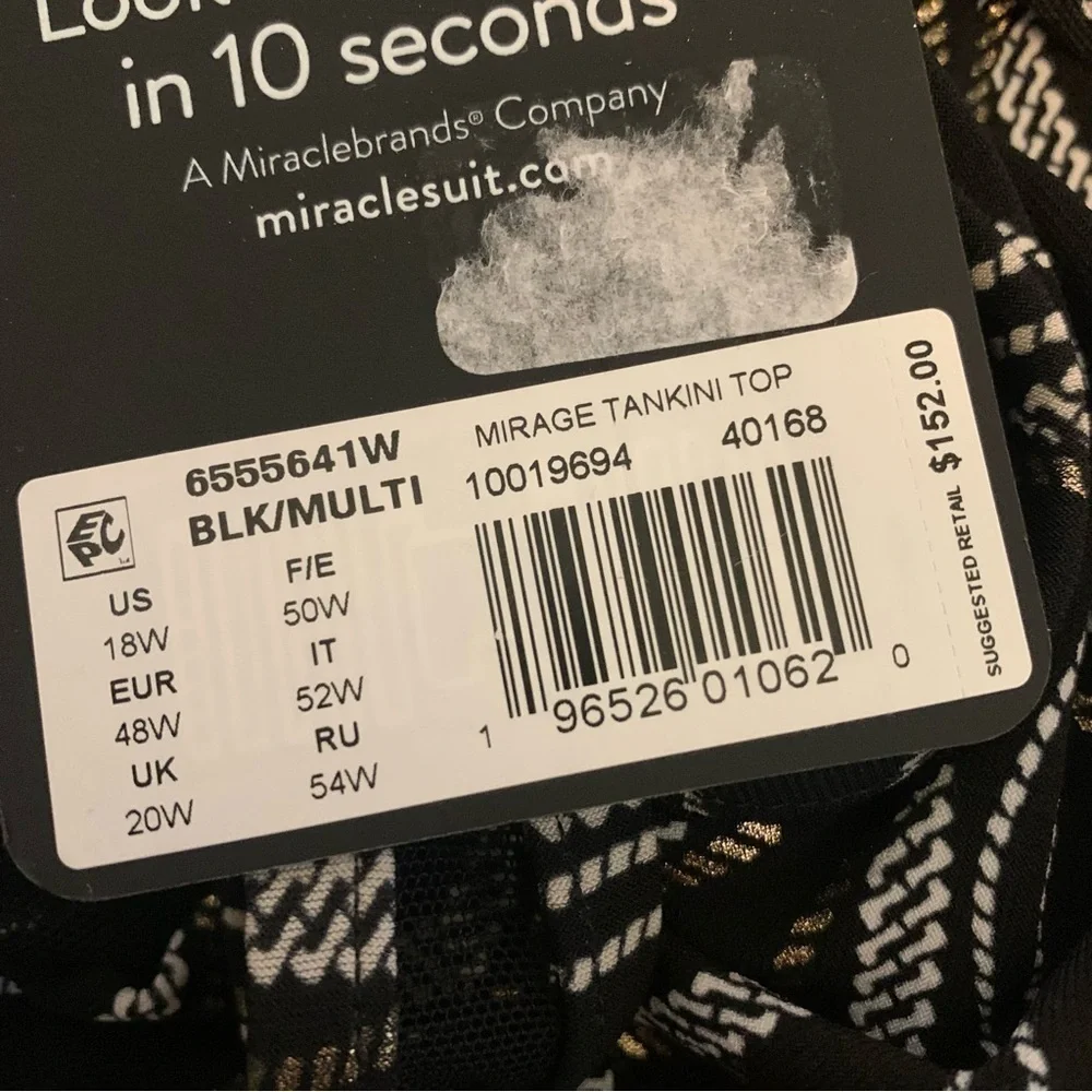 NWT. MIRACLESUIT Linked In Mirage Tankini Swim Top